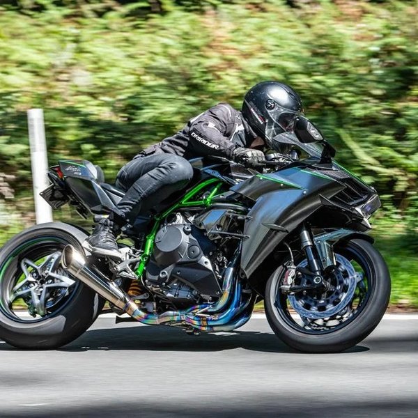 Vandemon Kawasaki Exhausts India | JFernic Motoren | JFernic Motoren